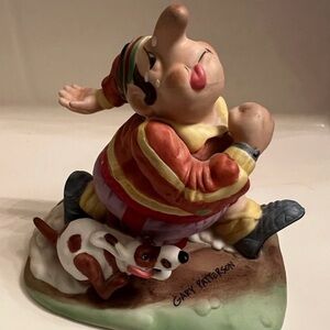 The Gary Patterson sports collection ceramic Figurine